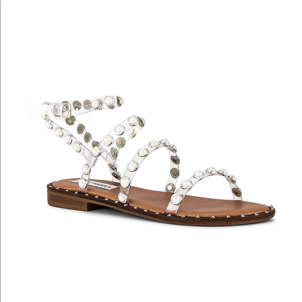 Pearl Steve Madden flats🤍